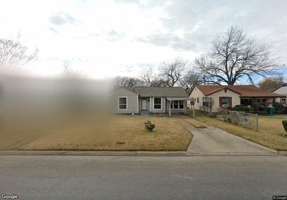 1310 N Ross Ave, Sherman, TX 75090 - photo 1