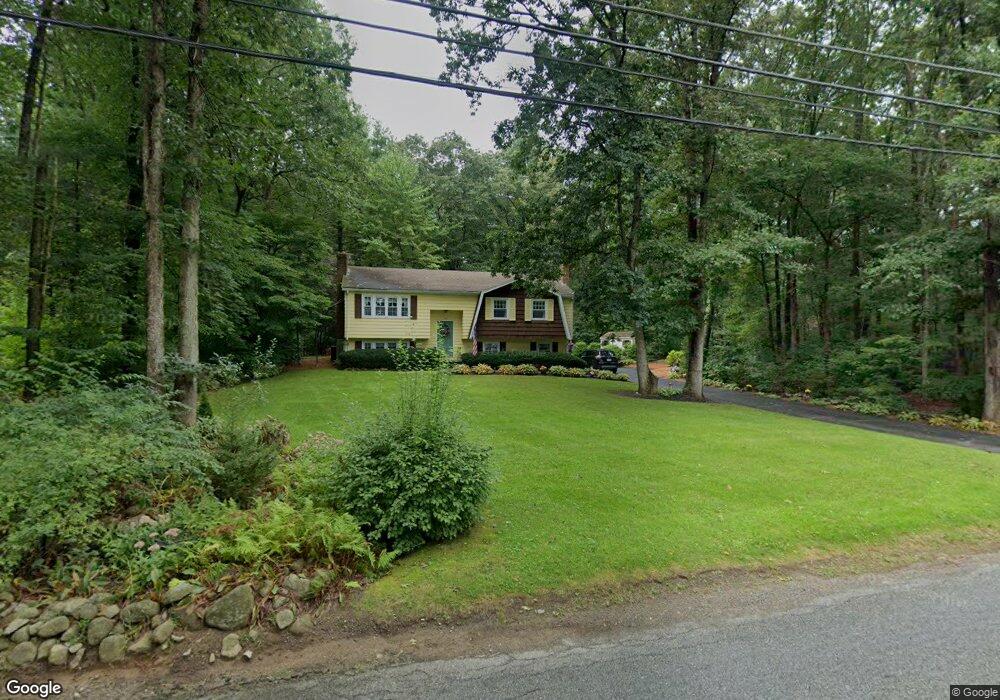 152 Forest St, Franklin, MA 02038 - photo 1