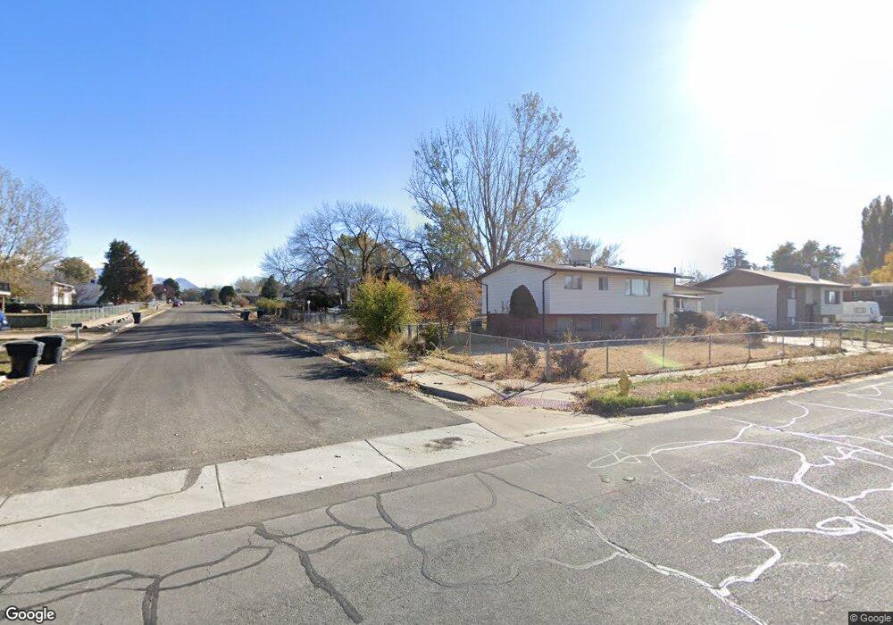 1074 W 2400 N, Clearfield, UT 84015 - photo 1