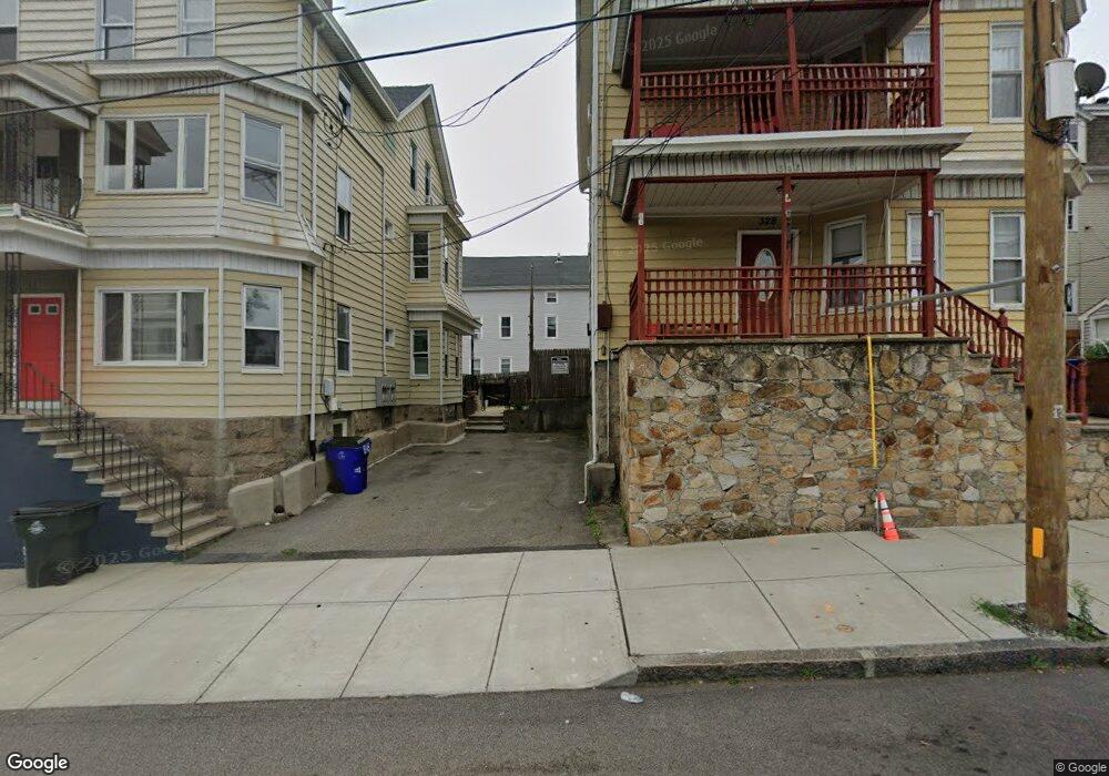 324 Broadway unit 3, Fall River, MA 02721 - photo 1