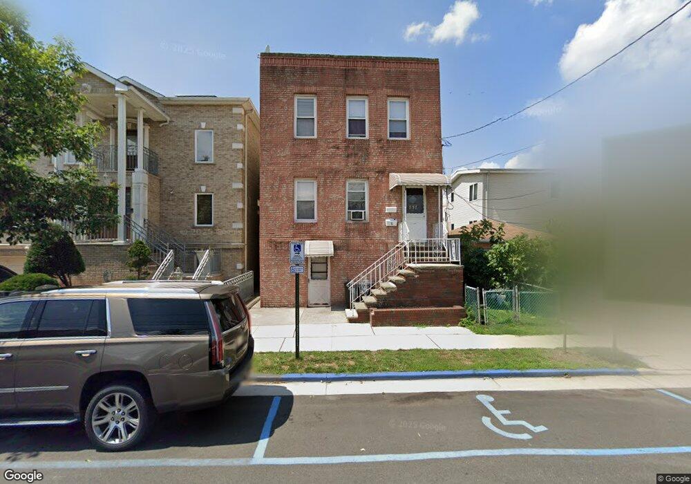 737 Golden Ave, Secaucus, NJ 07094 - photo 1