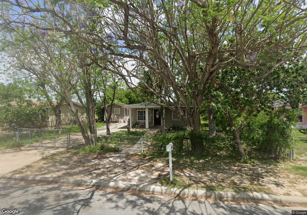 1215 E Hawk Ave, Pharr, TX 78577 - photo 1