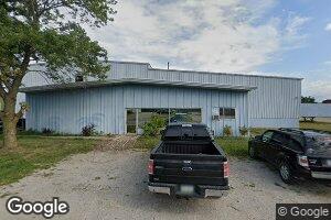 17060 214th St, Davenport, IA 52806