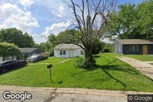512 SE 36th St, Topeka, KS 66605