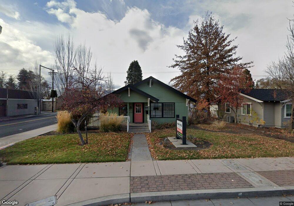 155 SW 6th St, Redmond, OR 97756 - photo 1