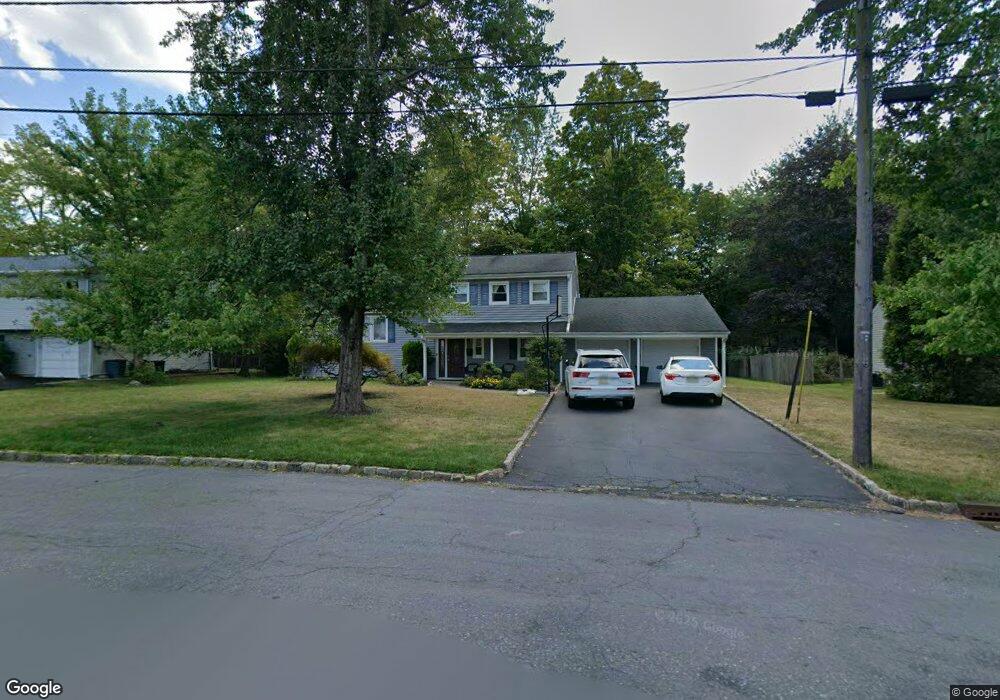 14 Tanglewood Dr, Livingston, NJ 07039 - photo 1