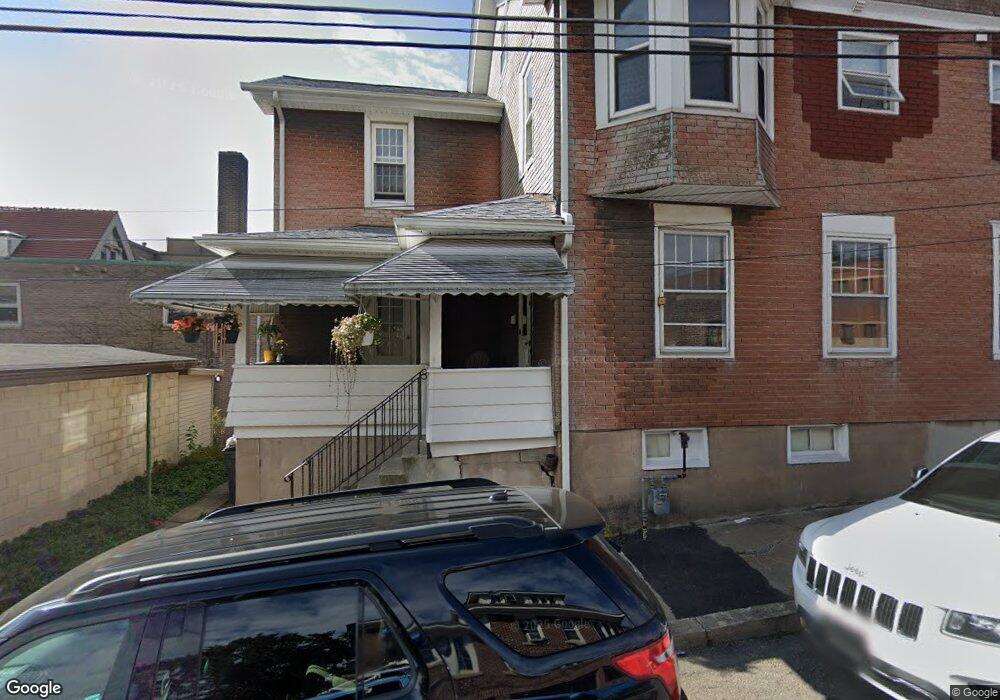 218 W Holly St, Hazleton, PA 18201 - photo 1