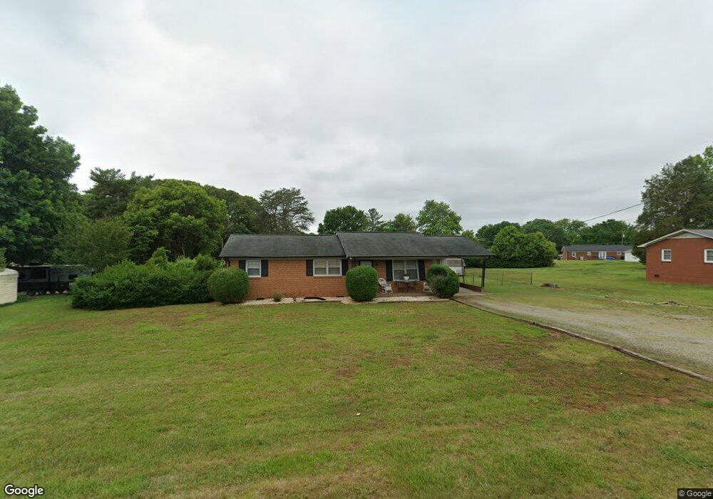 305 Shumaker Dr, Statesville, NC 28625 - photo 1