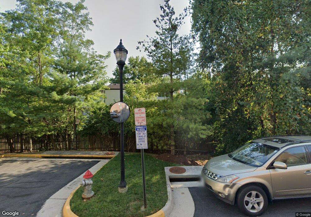 7897 Tyson Oaks Cir, Vienna, VA 22182 - photo 1