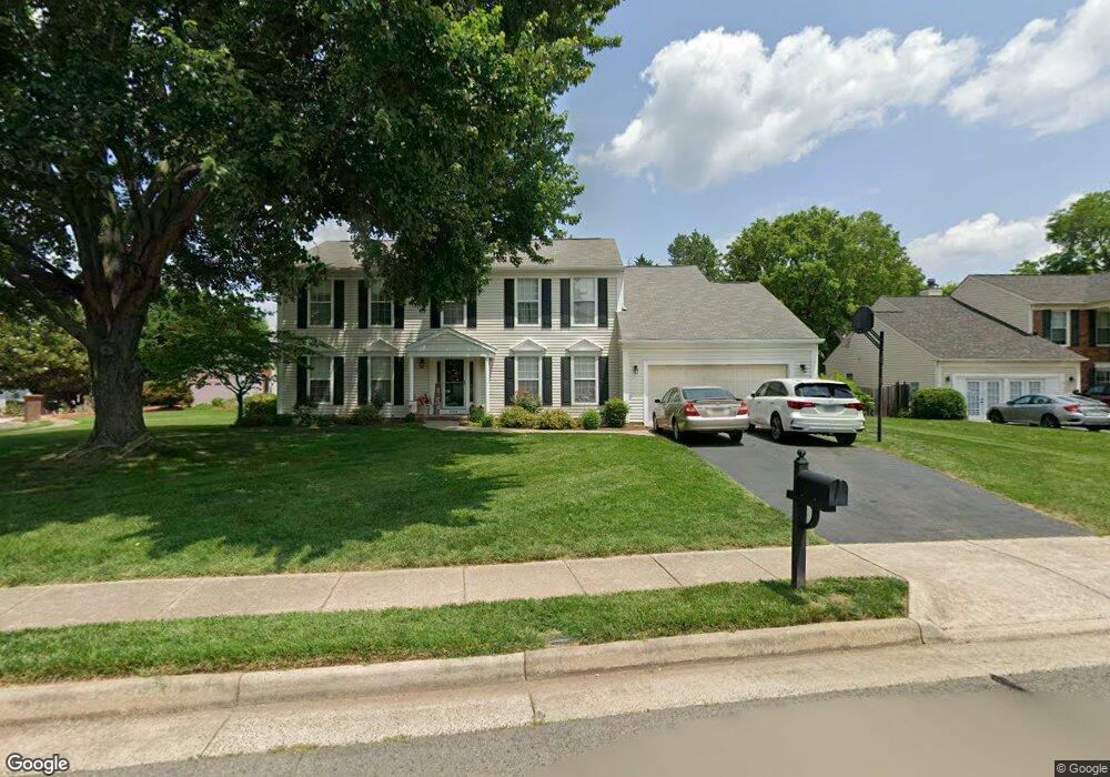 8564 Yoder St, Manassas, VA 20110 - photo 1