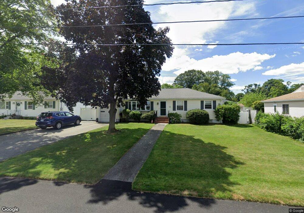 15 Riley Dr, Riverside, RI 02915 - photo 1