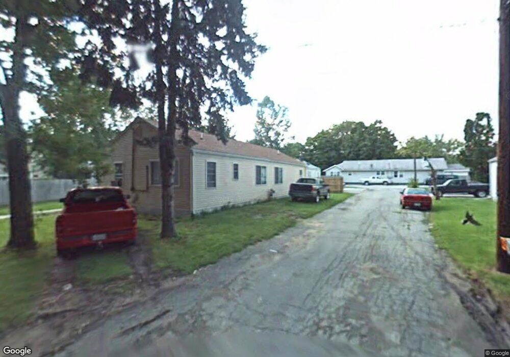 512 Circle Dr, La Porte, IN 46350 - photo 1