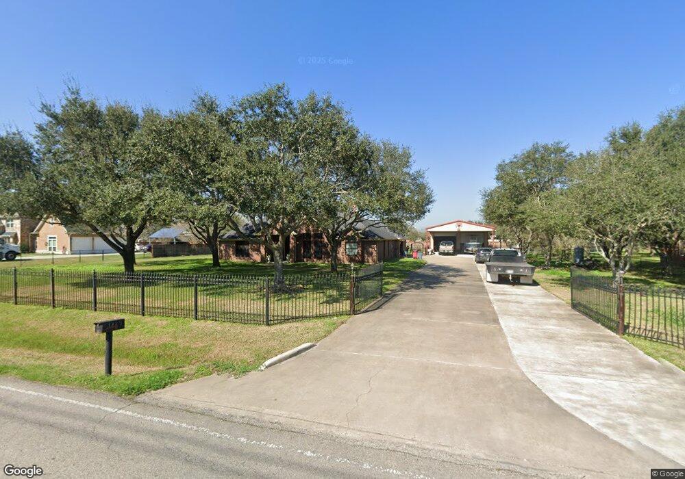 1463 County Road 149, Alvin, TX 77511 - photo 1