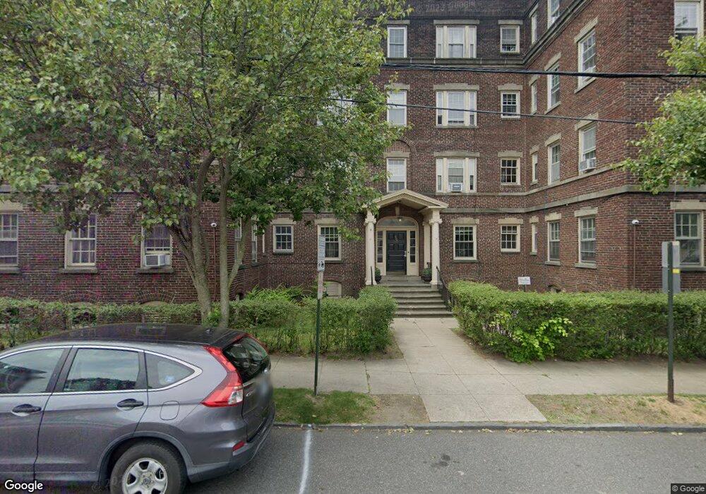 59 Rennell St unit 18, Bridgeport, CT 06604 - photo 1