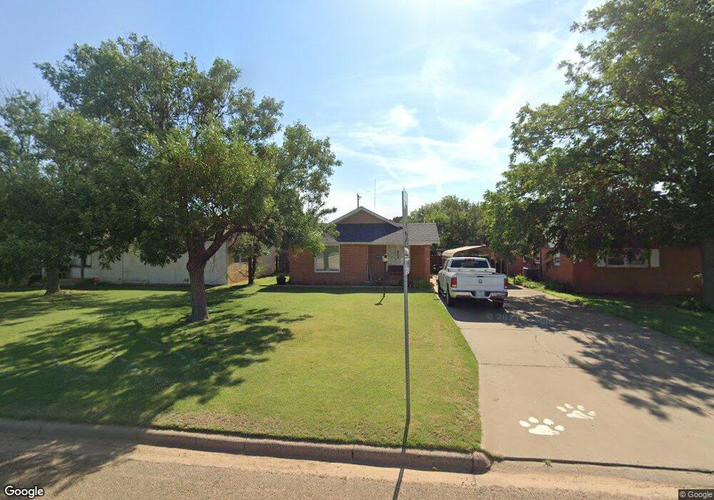 804 Canyon St, Plainview, TX 79072 - photo 1