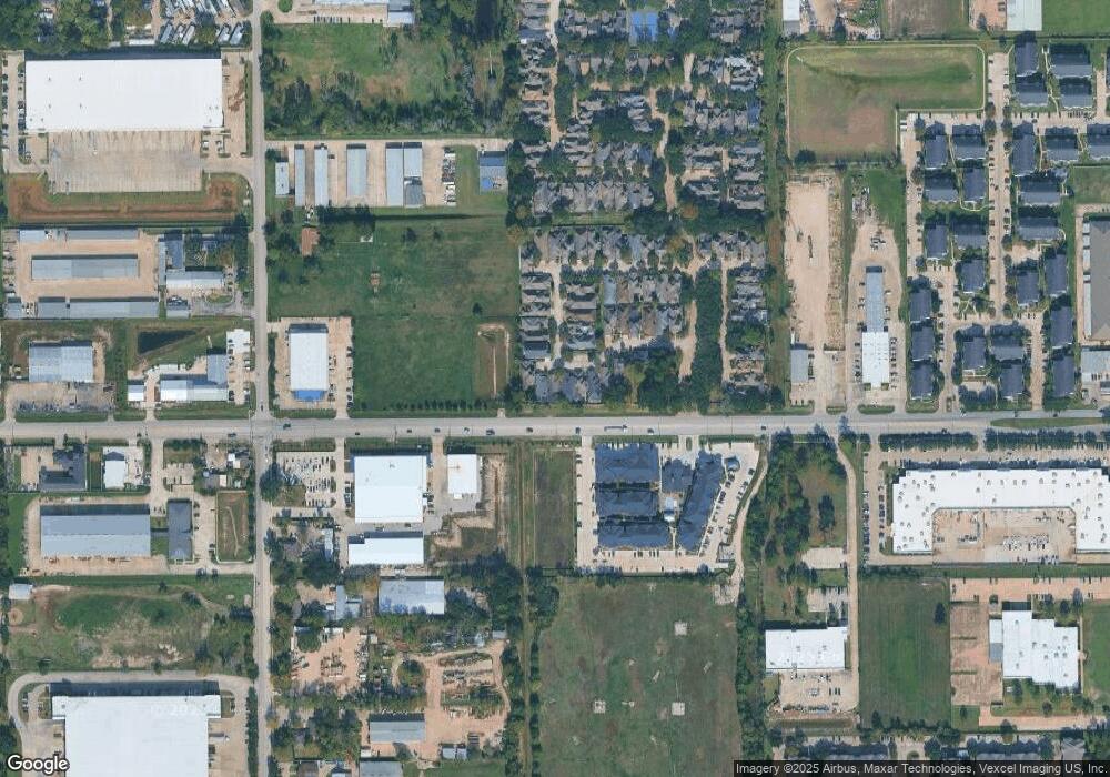 8039 Oakwood Garden St, Houston, TX 77040 - photo 1