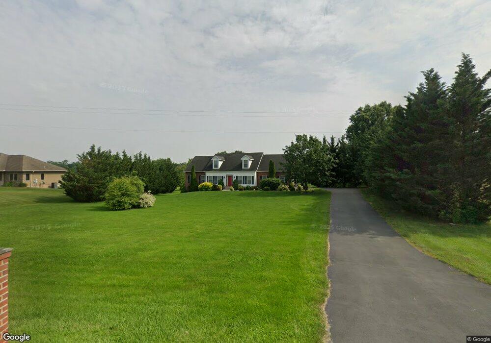 2662 Leafmore Rd, Chambersburg, PA 17202 - photo 1