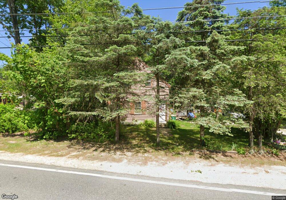 194 Pickering Rd, Rochester, NH 03867 - photo 1