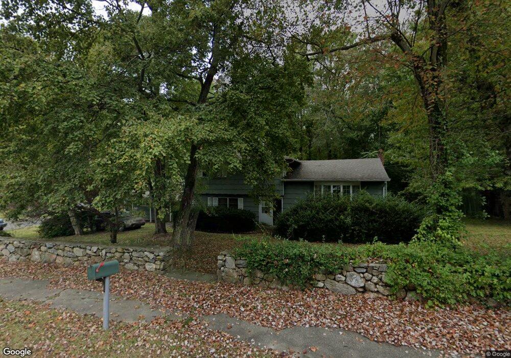 23 Fox Run Rd, Norwalk, CT 06850 - photo 1