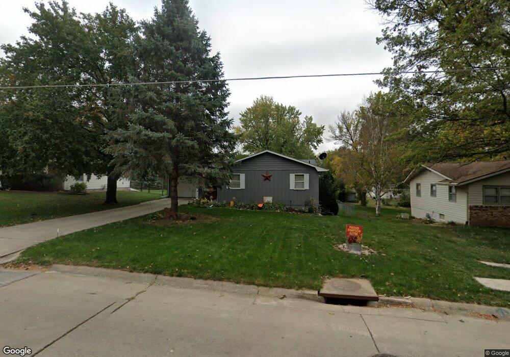 308 E Nishna Rd, Shenandoah, IA 51601 - photo 1