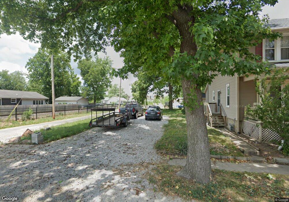 301 E Cedar St, Springfield, IL 62703 - photo 1