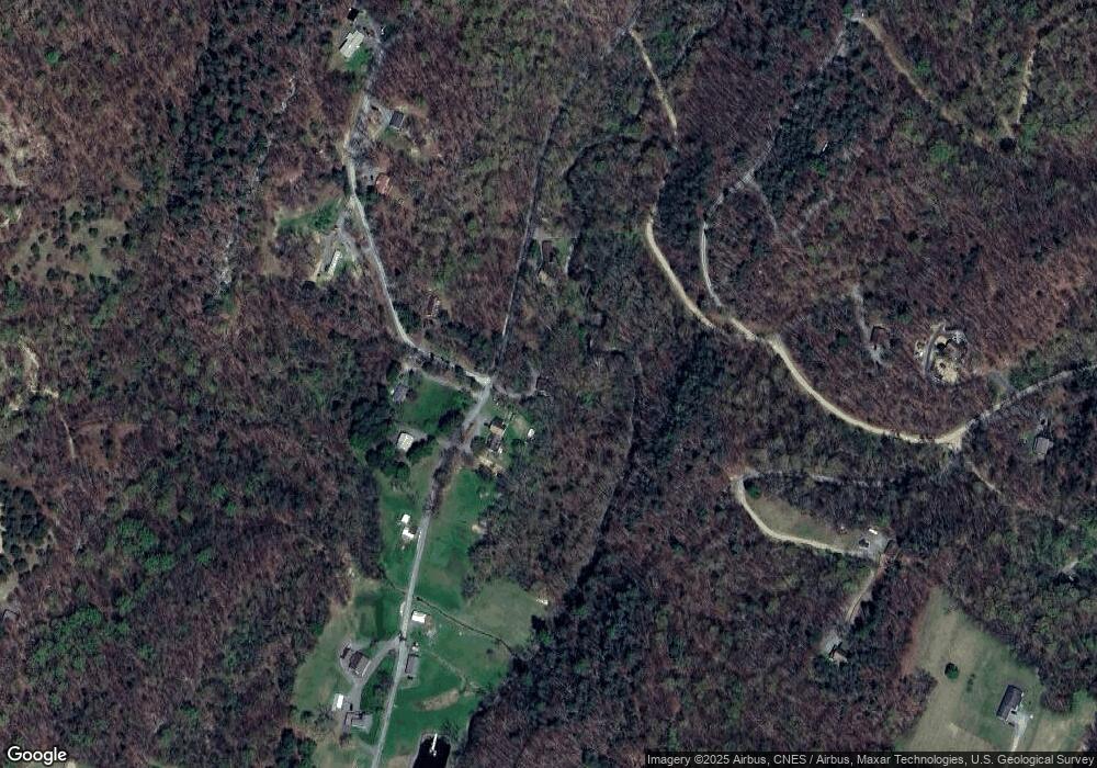 839 Quaint Acres Ln, Berkeley Springs, WV 25411 - photo 1