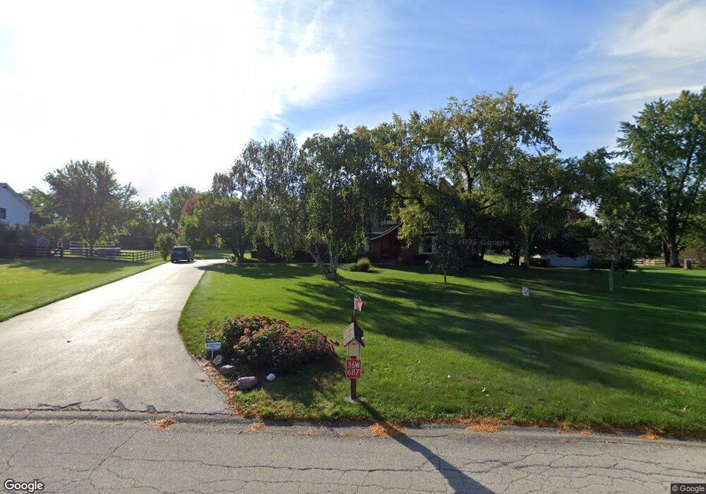 36W687 Oak Rd, Saint Charles, IL 60175 - photo 1