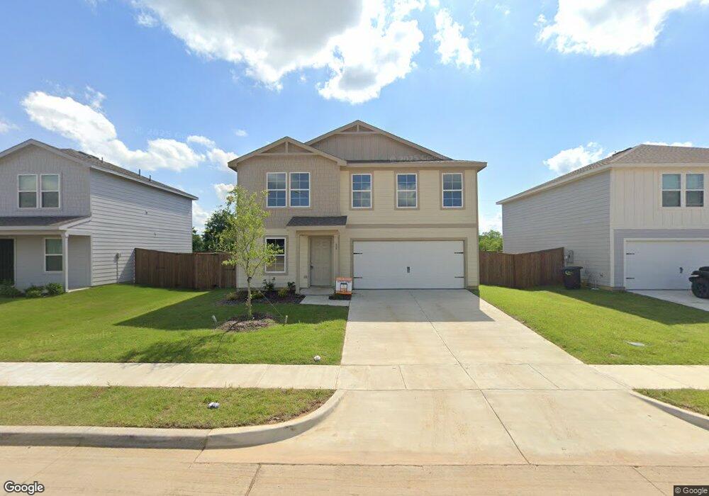 529 Tall Meadow Dr, Cleburne, TX 76031 - photo 1