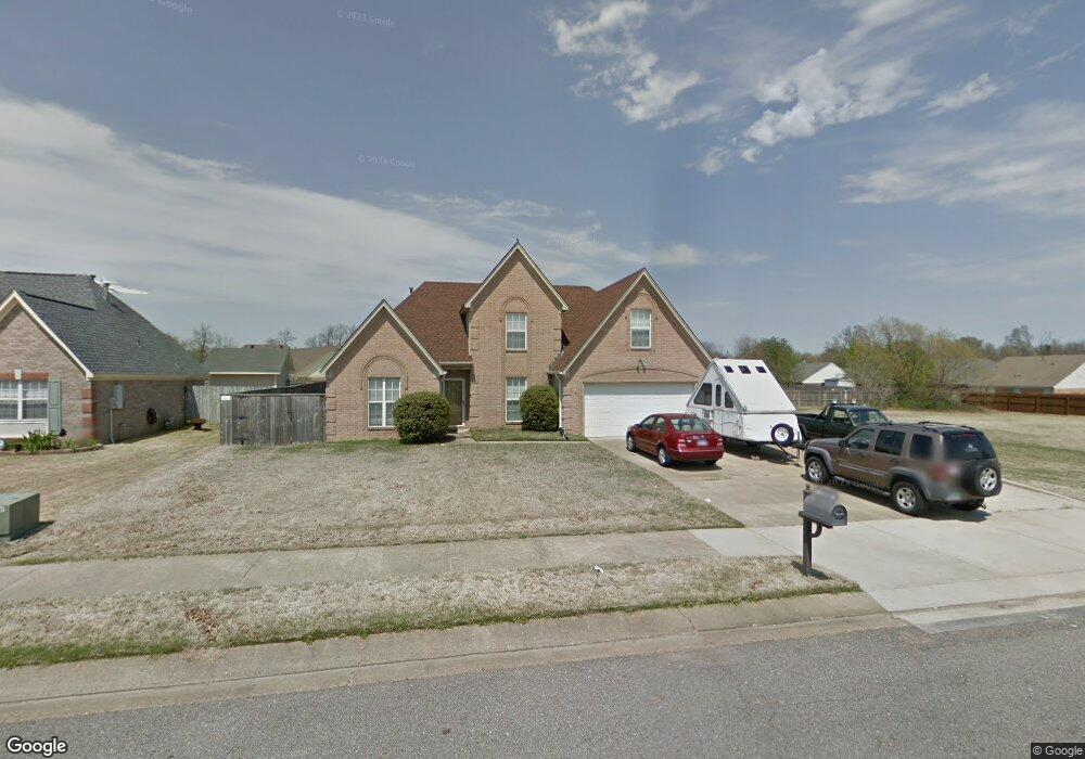 10188 Fox Chase Dr, Olive Branch, MS 38654 - photo 1