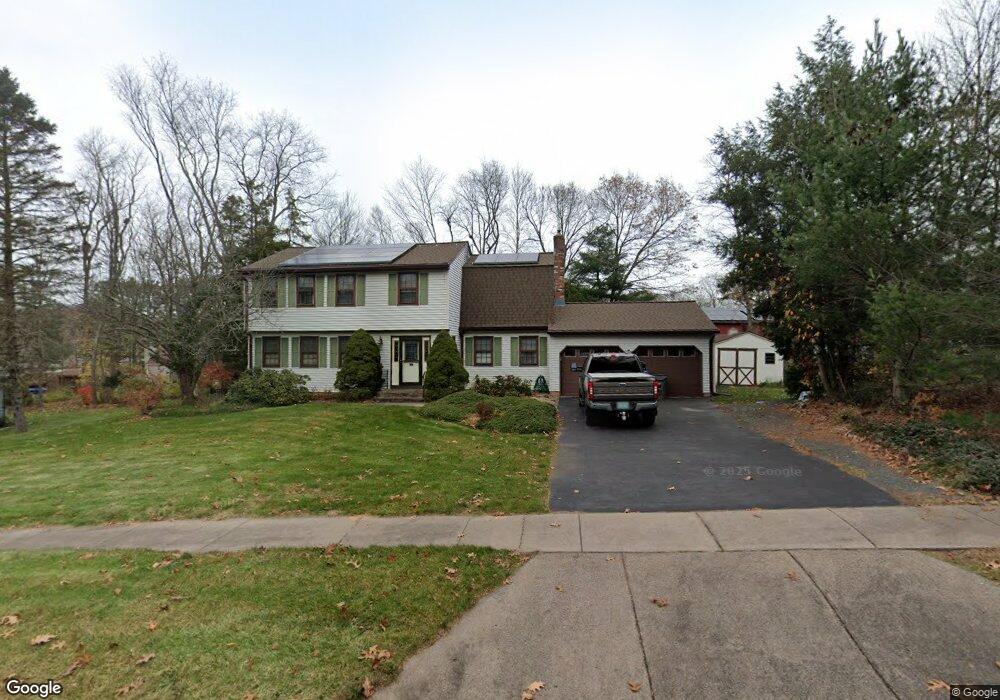 275 Knollwood Rd, Manchester, CT 06042 - photo 1