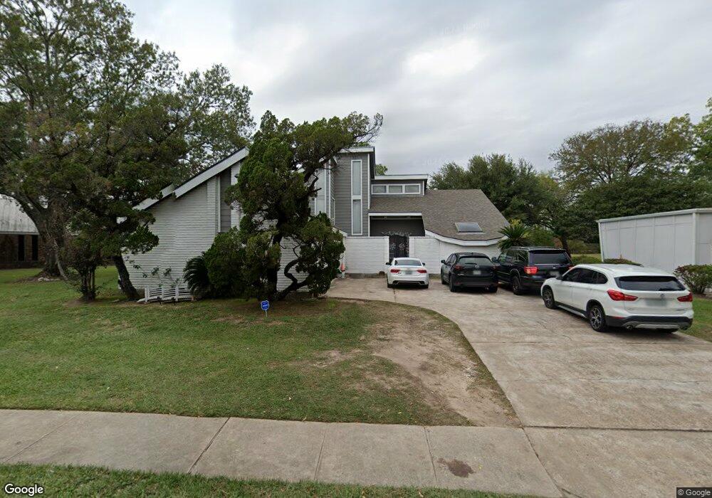 7651 Antoine Dr, Houston, TX 77088 - photo 1
