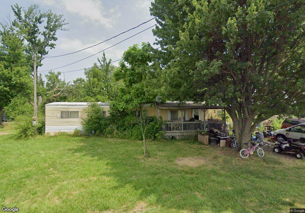 721 E Water St, Deshler, OH 43516 - photo 1