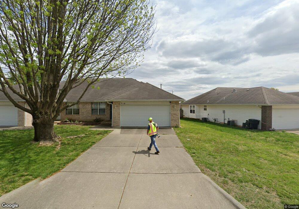716 Foxx Dr, Nixa, MO 65714 - photo 1