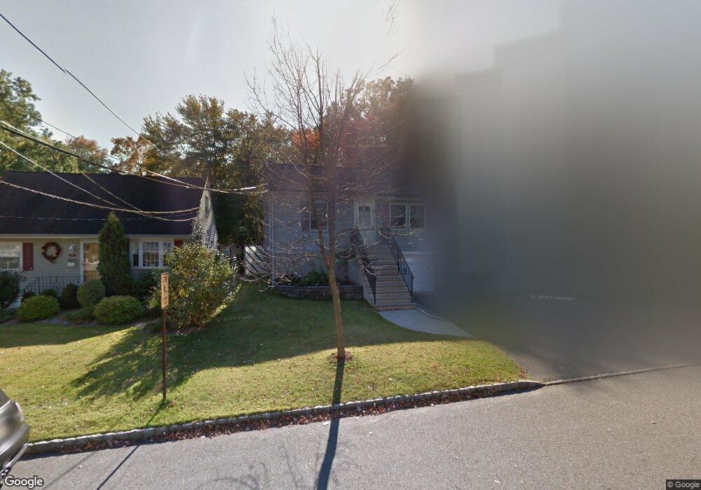 27 Longview Ave, Lake Hiawatha, NJ 07034 - photo 1