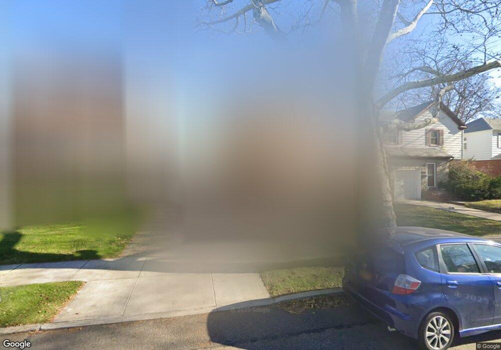 7343 189th St, Fresh Meadows, NY 11366 - photo 1