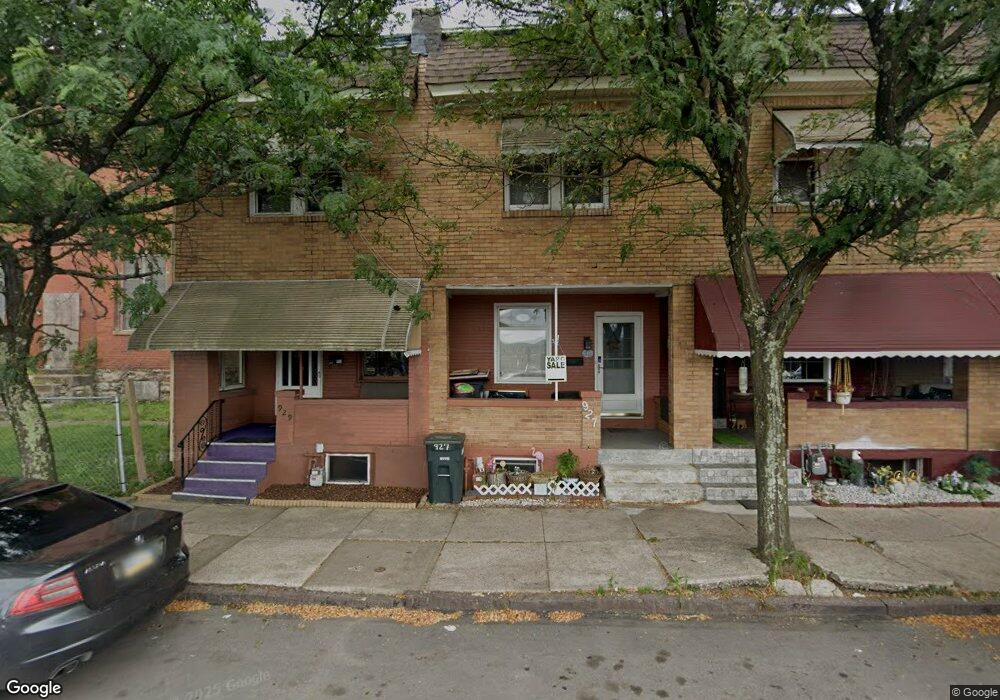 927 W Diamond Ave, Hazleton, PA 18201 - photo 1