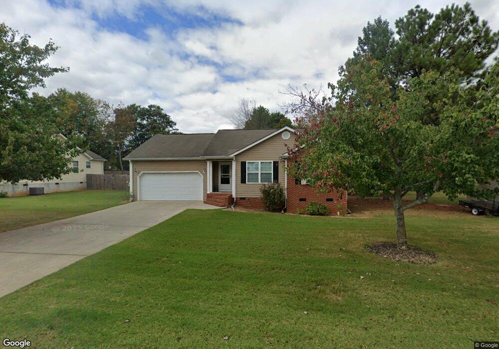 109 Elbert St, Chatsworth, GA 30705 - photo 1