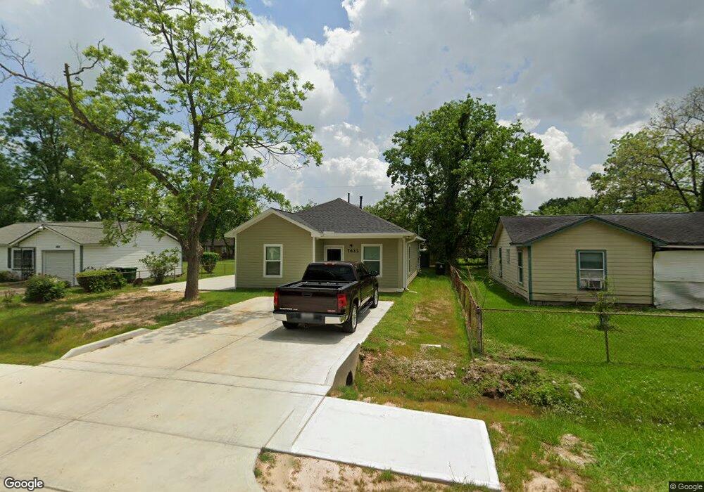 7622 Carothers St, Houston, TX 77028 - photo 1