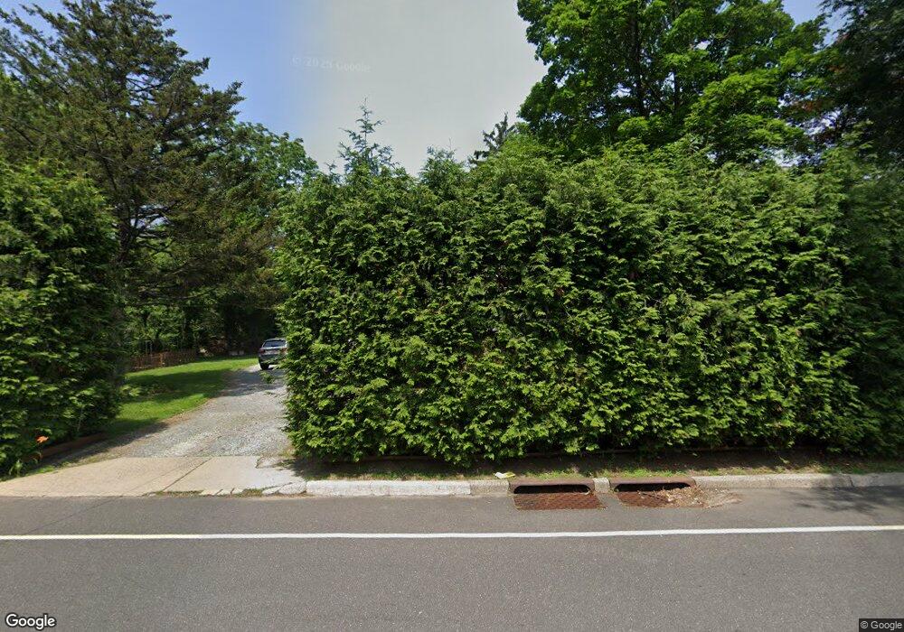 167 Steamboat Rd, Great Neck, NY 11024 - photo 1