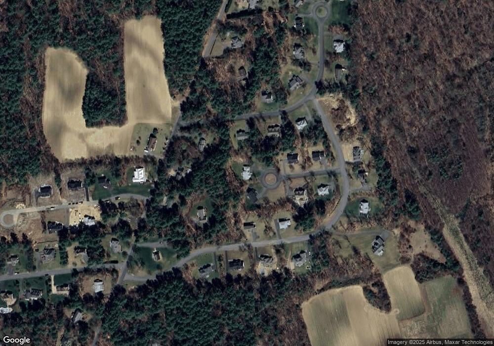 5 Nikkis Way, Hadley, MA 01035 - photo 1