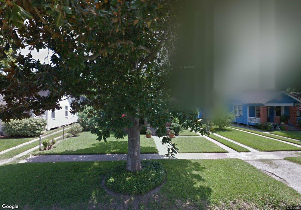 716 Le Green St, Houston, TX 77008 - photo 1