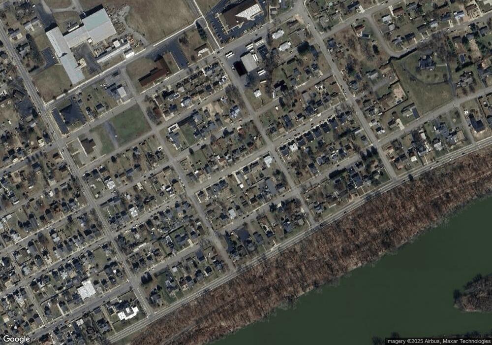 718 E 3rd St, Berwick, PA 18603 - photo 1