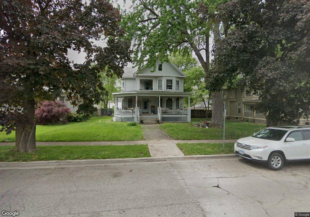 611 N Union St, Lincoln, IL 62656 - photo 1