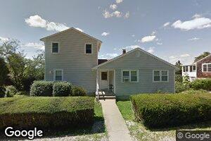 4 Blueberry Ln, Gloucester, MA 01930