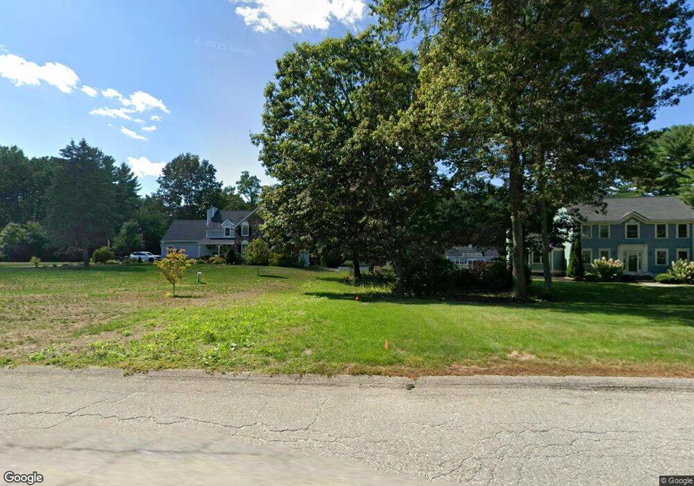 81 Parkhurst St, Dunstable, MA 01827 - photo 1