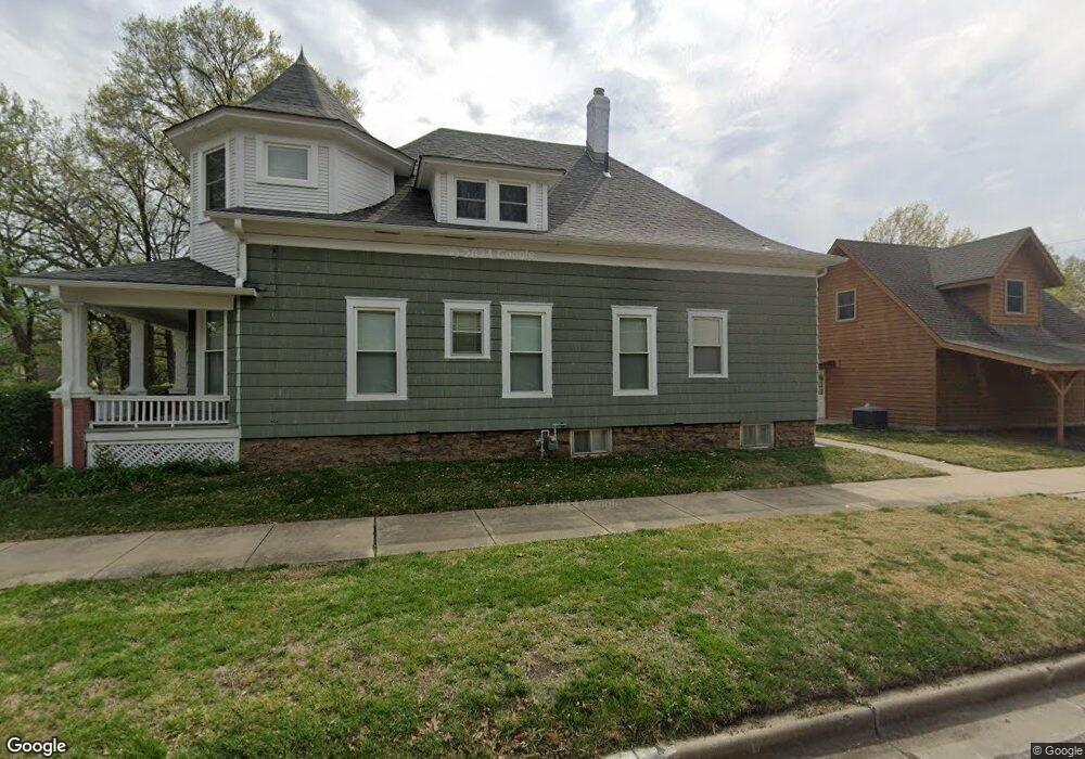301 SW Fillmore St, Topeka, KS 66606 - photo 1