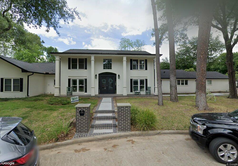 1303 Hewitt Dr, Houston, TX 77018 - photo 1
