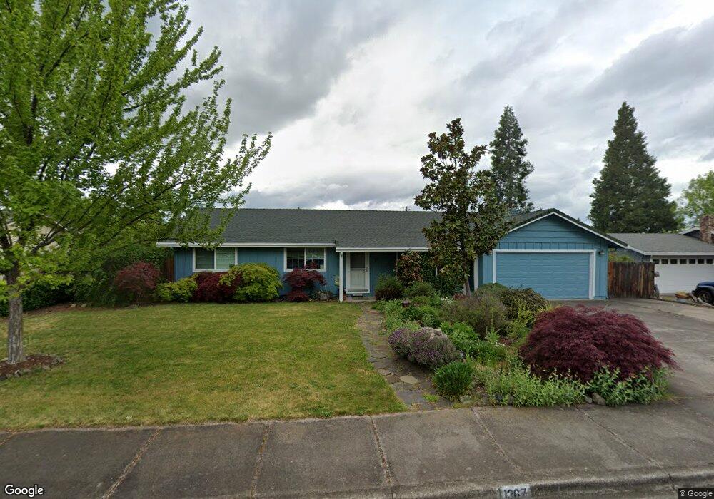 1367 Severson Dr, Medford, OR 97504 - photo 1