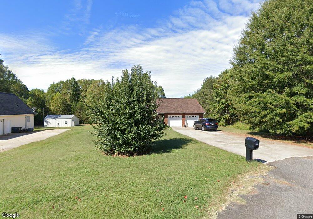 129 Fairgate Dr, Statesville, NC 28625 - photo 1