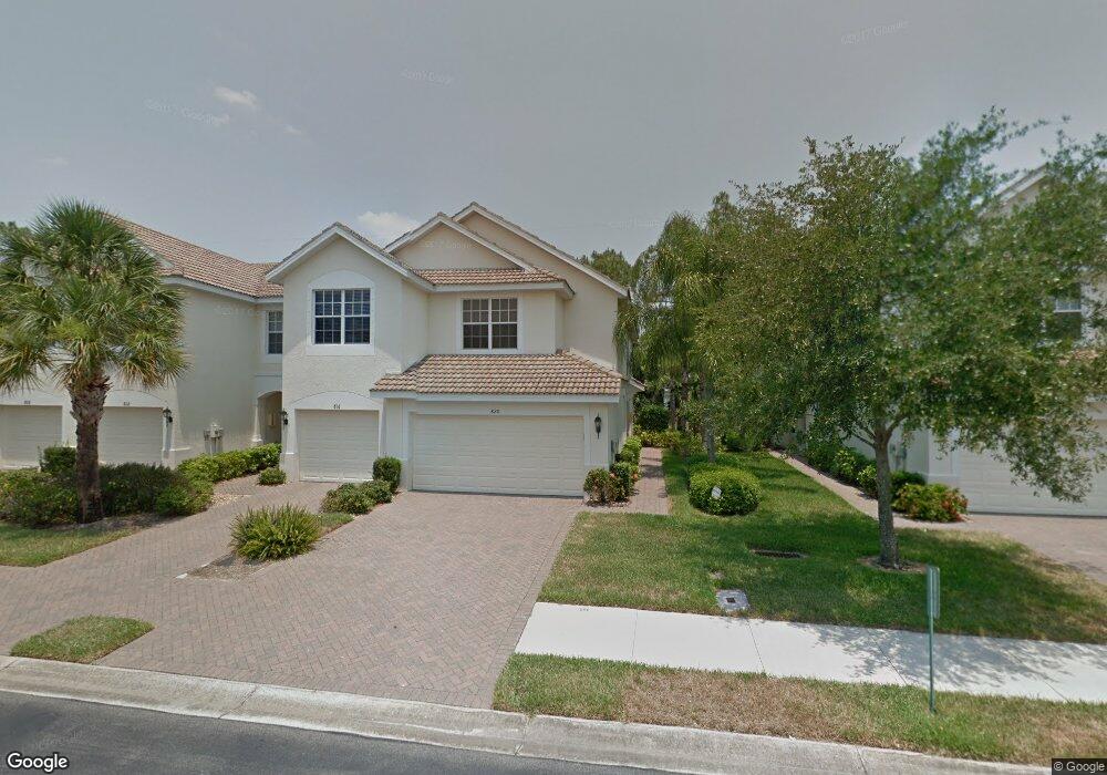 820 Hampton Cir, Naples, FL 34105 - photo 1